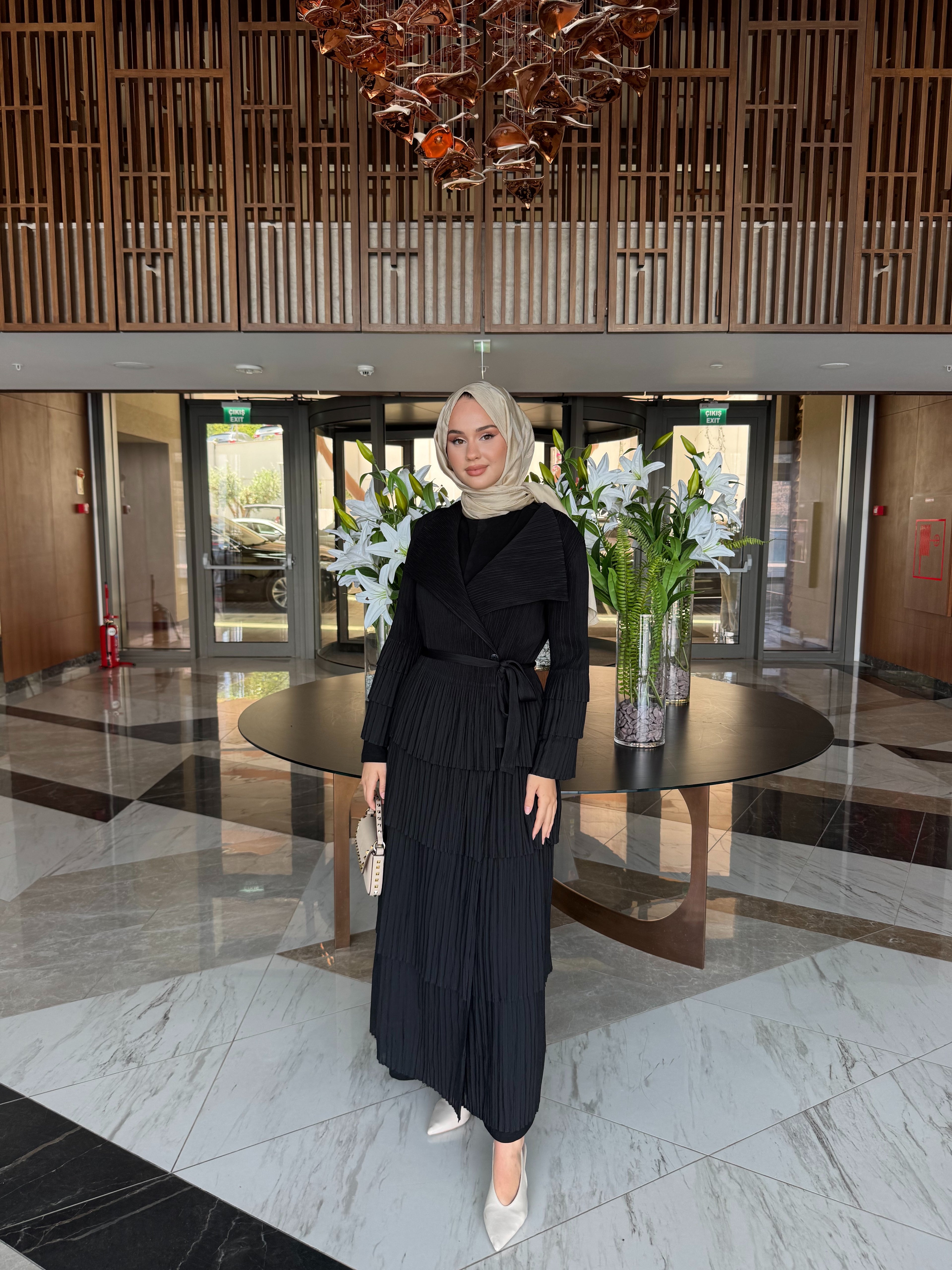 Nıcola Elbise Siyah
