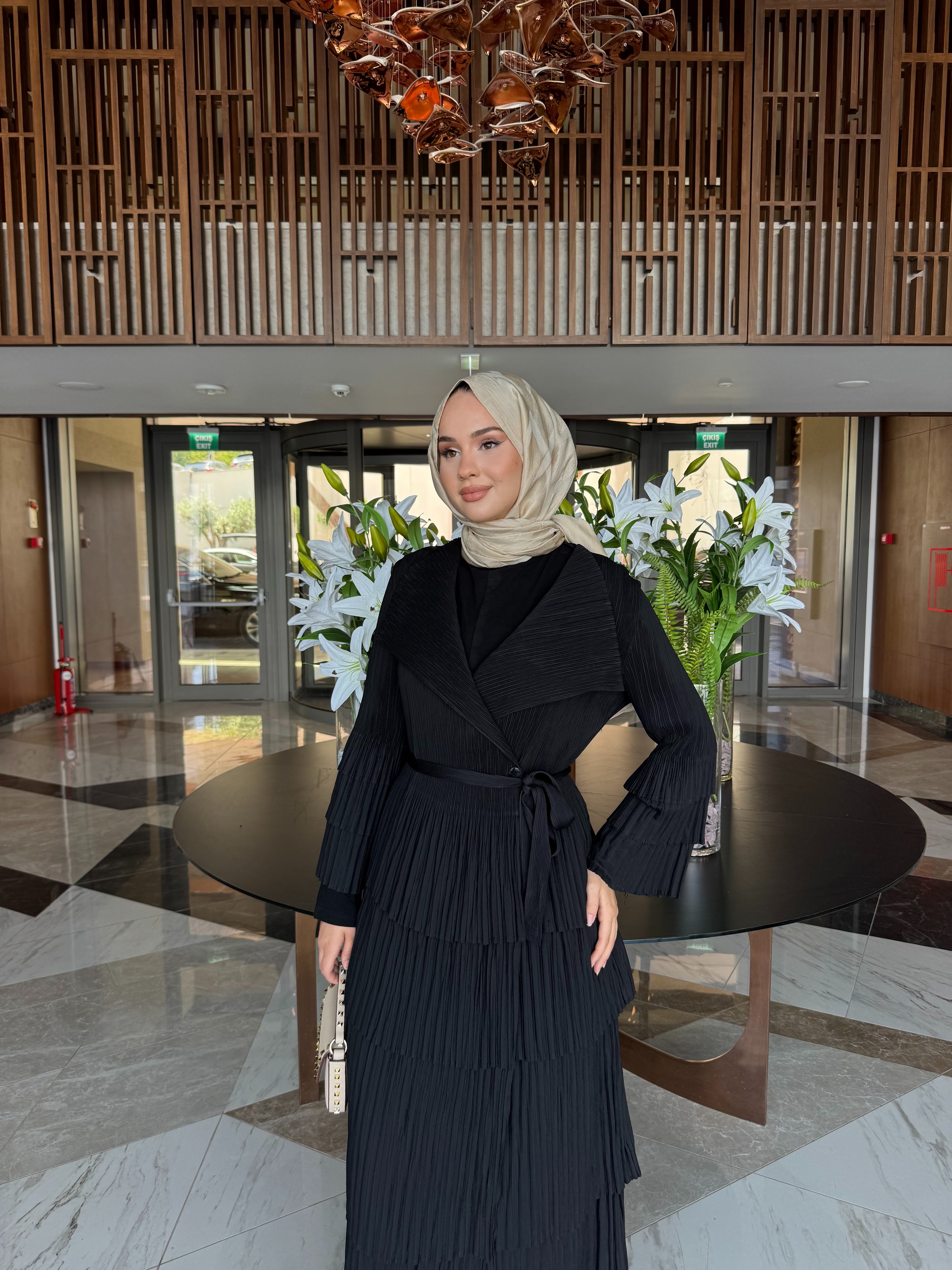 Nıcola Elbise Siyah