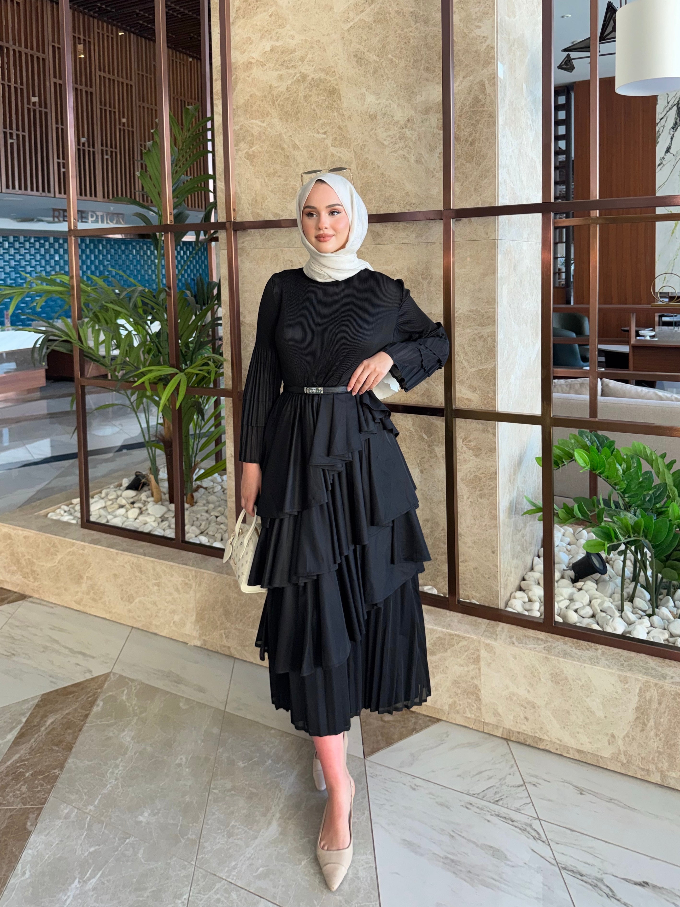 Esther Elbise Siyah