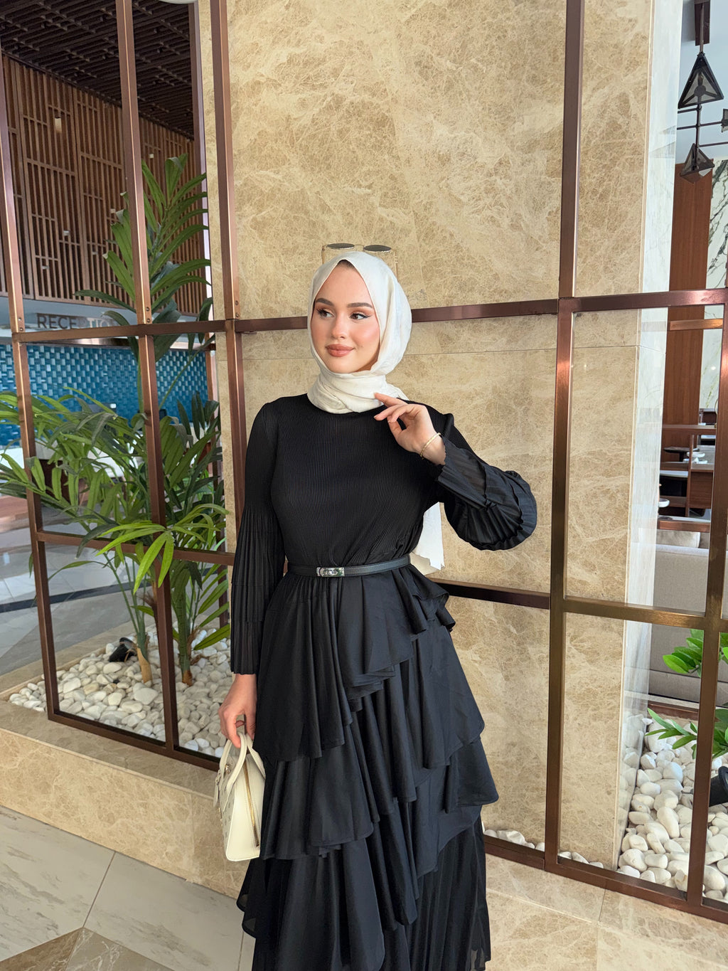 Esther Elbise Siyah
