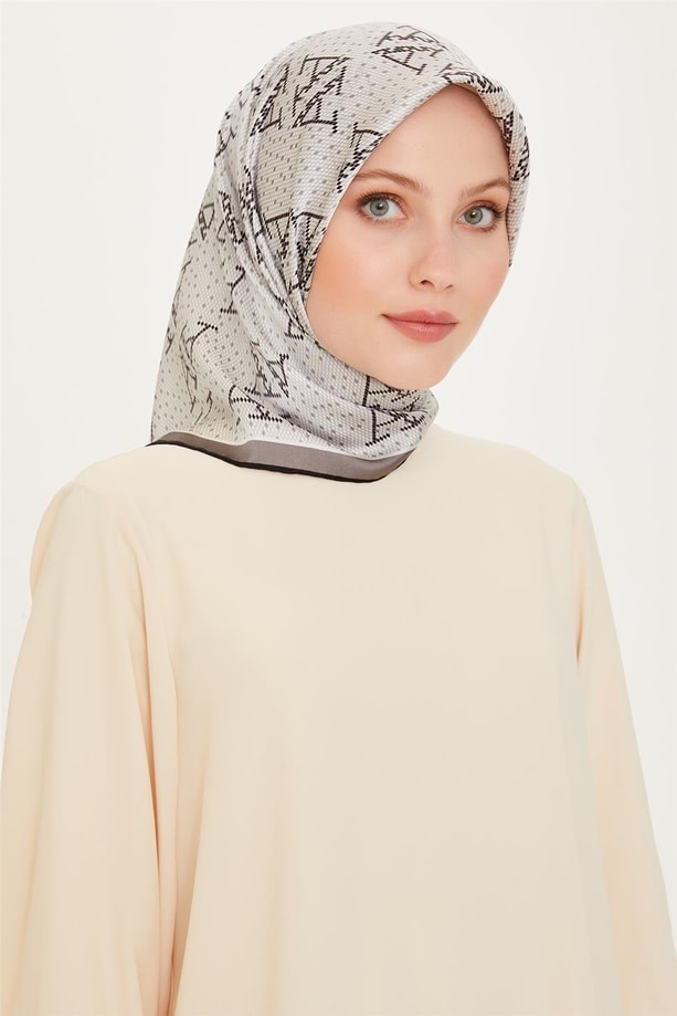 Armine 24 Kış İpek Eşarp-3 Füme