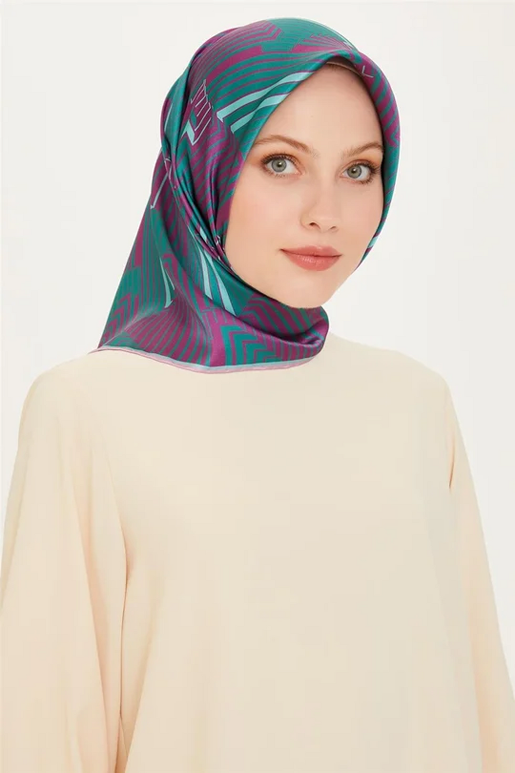 Armine 24 Kış İpek Eşarp-5 Mor