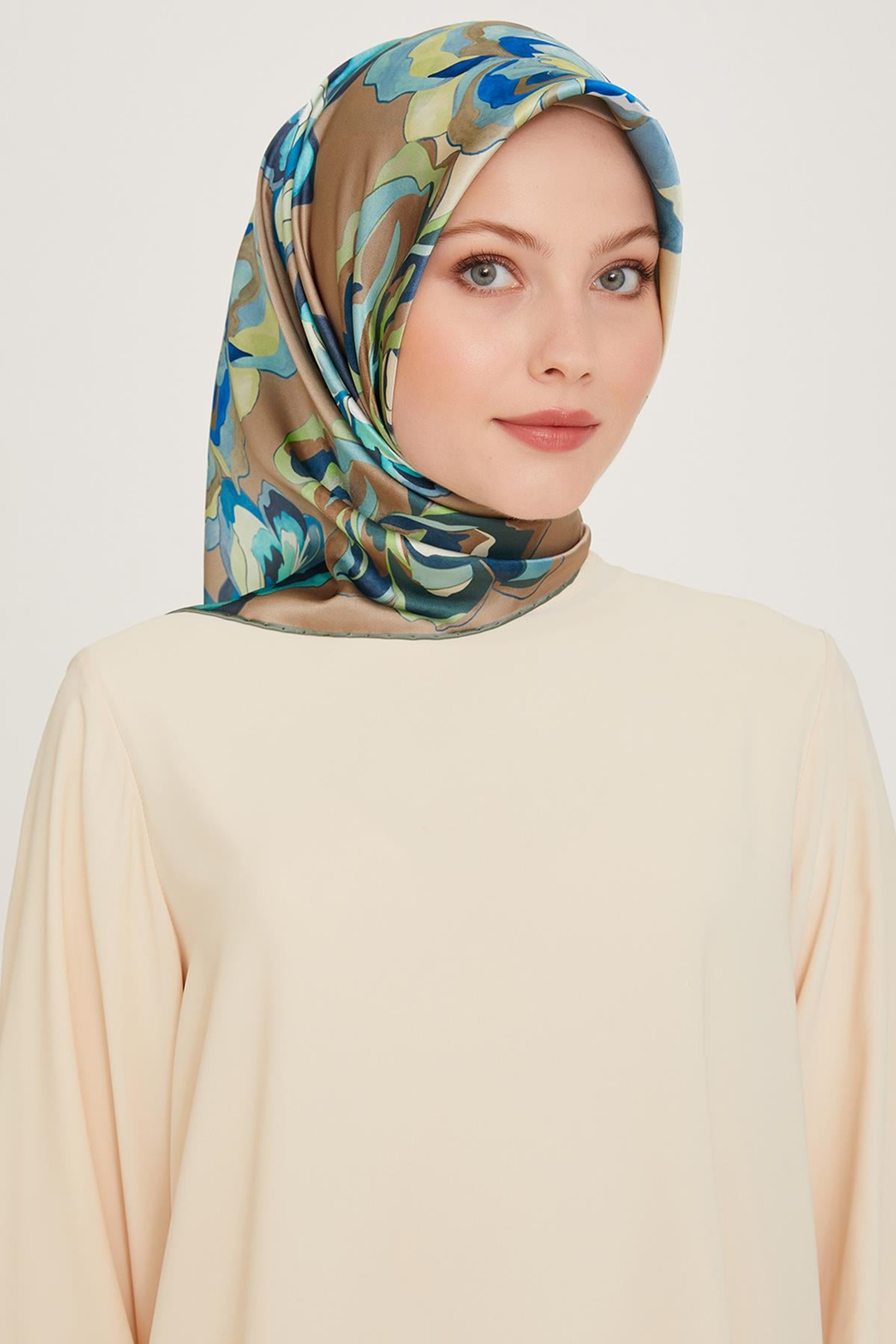 Armine 24 Kış İpek Eşarp-8 Mint