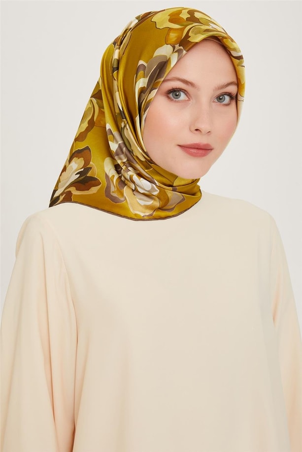 Armine 24 Kış İpek Eşarp-8 Yağ Yeşili