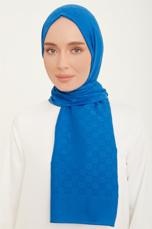 Armine 24y Trend Monogram Saks Mavisi