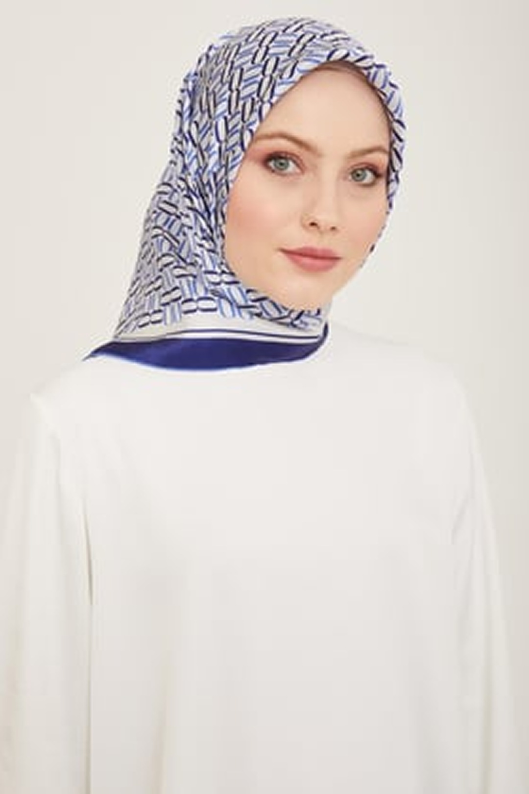 Armine 24yaz İpek Eşarp-15 Lacivert