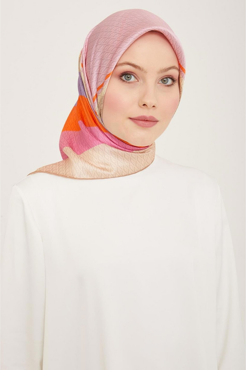 Armine 24yaz İpek Eşarp-16 Pembe