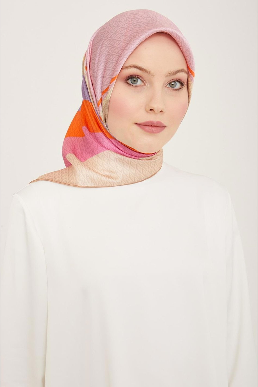 Armine 24yaz İpek Eşarp-16 Pembe