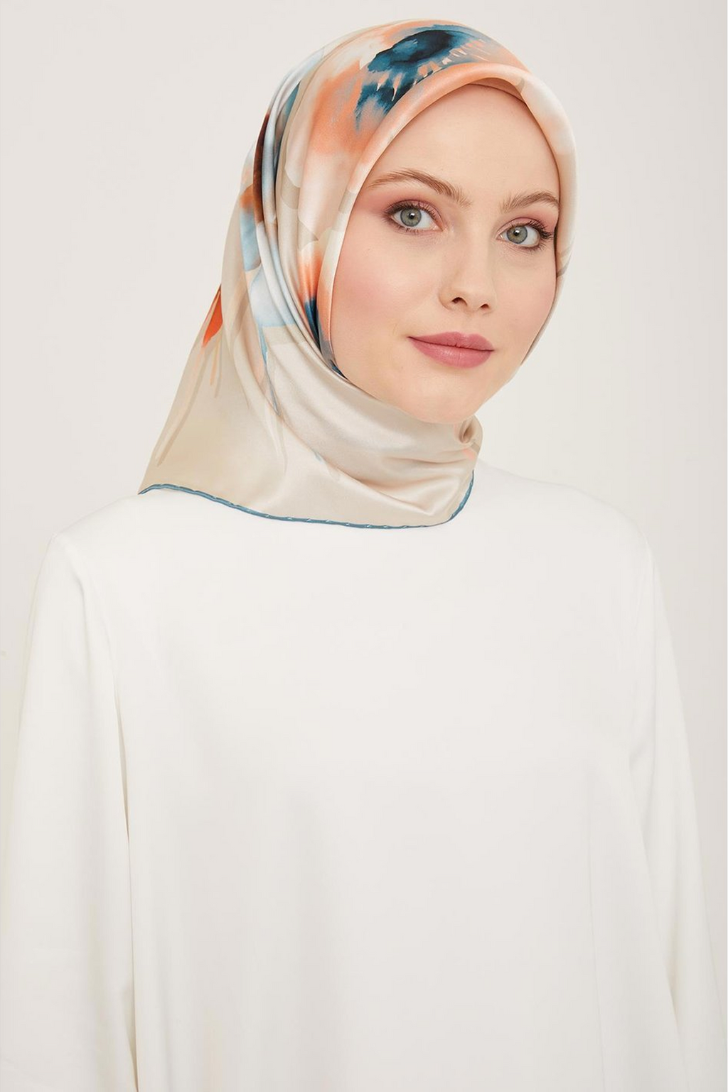 Armine 24yaz İpek Eşarp-19 Mavi