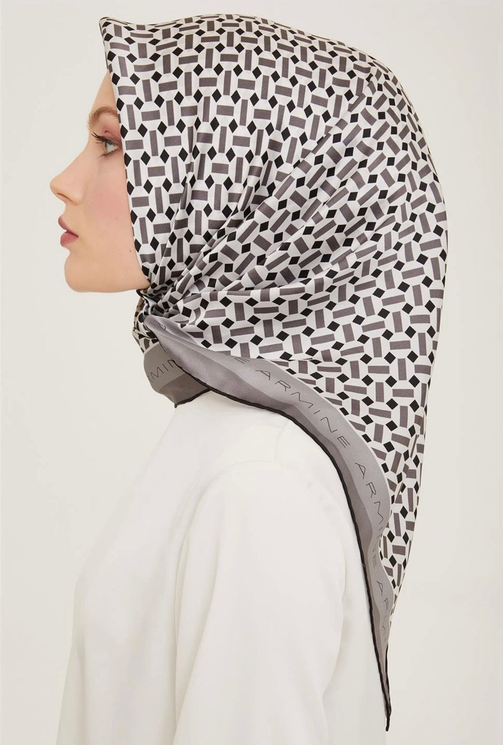 Armine 24yaz İpek Eşarp-20 Gri