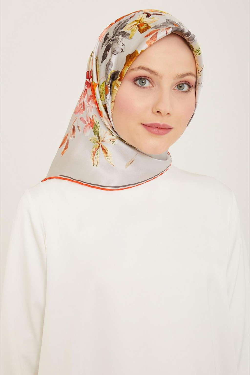 Armine 24yaz İpek Eşarp-33 Gri