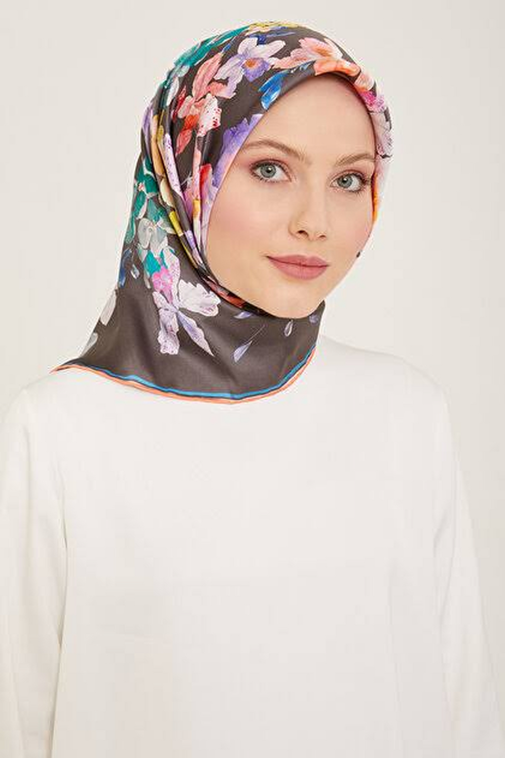 Armine 24yaz İpek Eşarp-33 Turkuaz