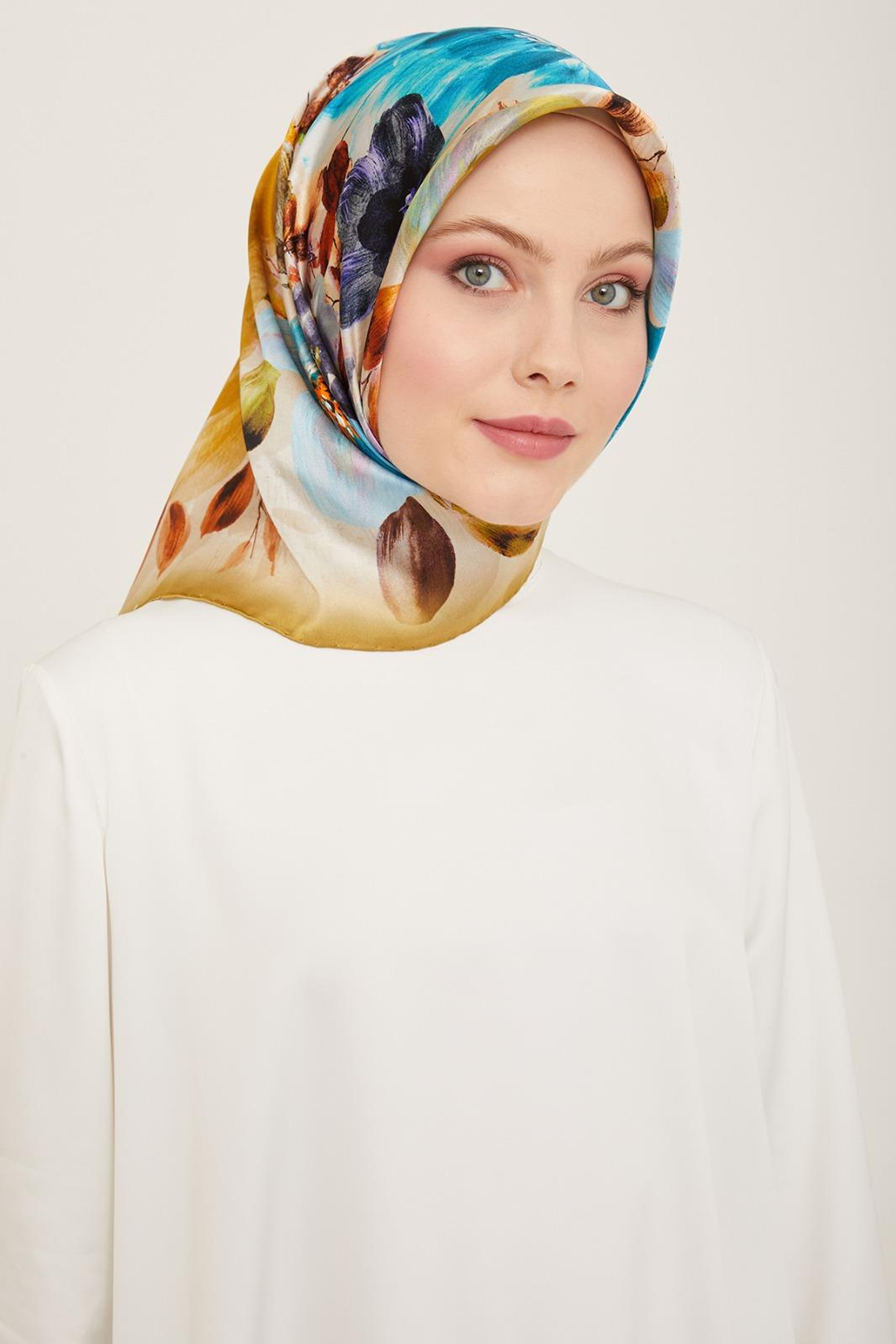 Armine 24yaz İpek Eşarp-8 Yağ Yeşili