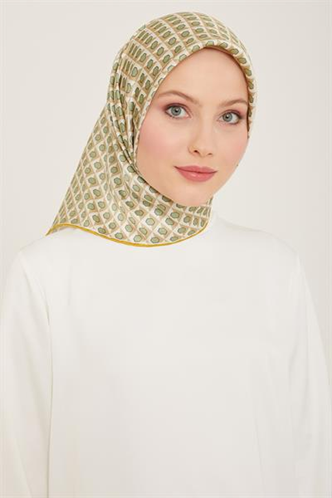 Armine 24yaz İpek Eşarp-9 Turkuaz
