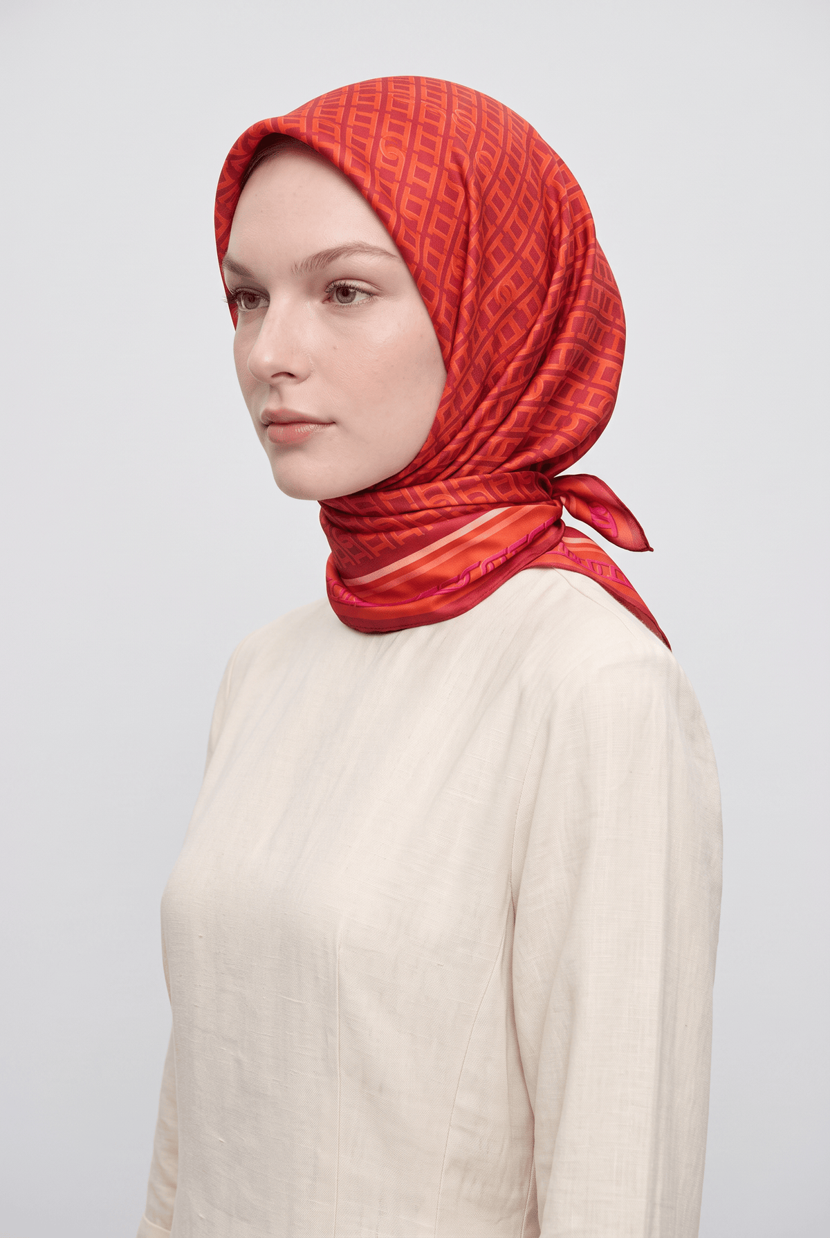 Armine 25 Yaz 9301 Saf İpek Sura Eşarp Kiremit