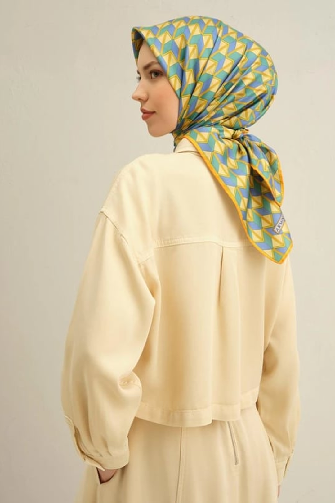 Armine 25 Yaz 9309 Saf İpek Twill Eşarp Saks Mavi
