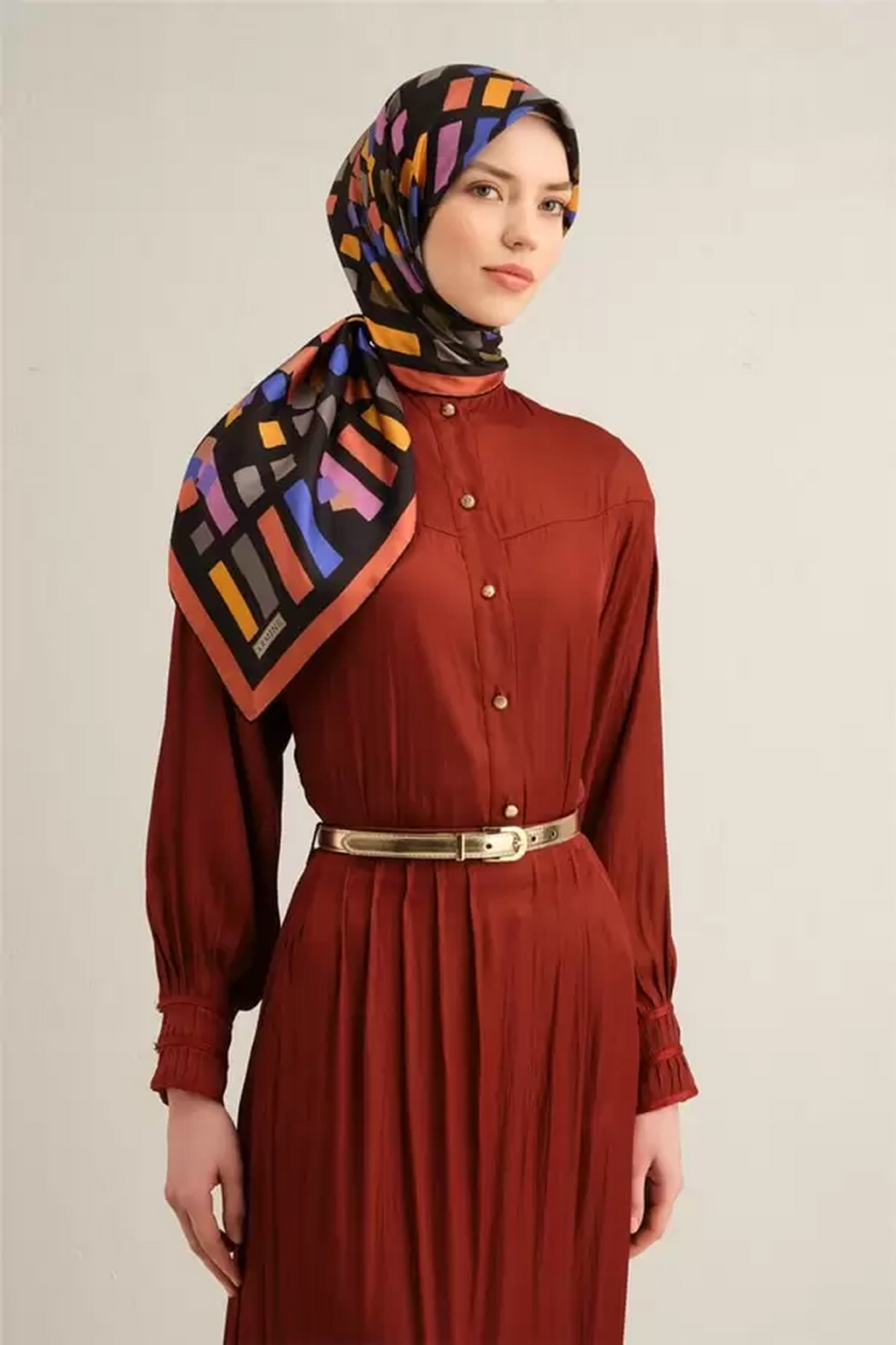 Armine 25 Yaz 9341 Saf İpek Twill Eşarp Siyah