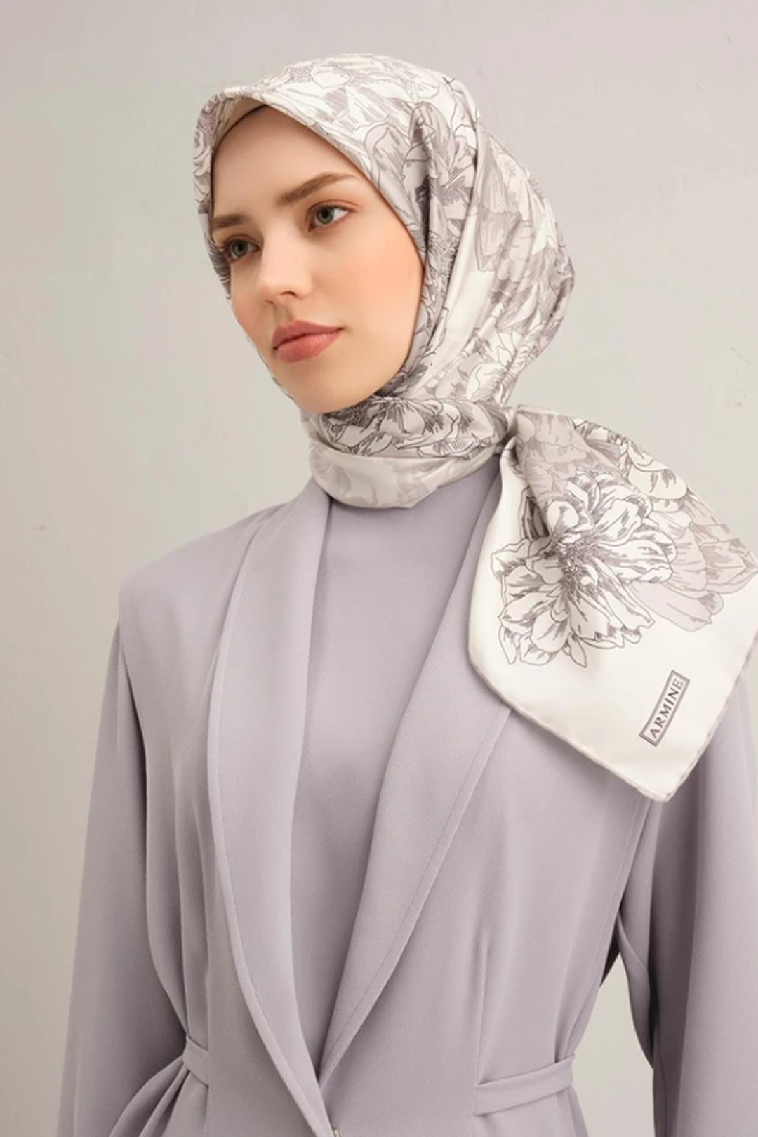 Armine 25 Yaz İpek Eşarp-20 Gümüş