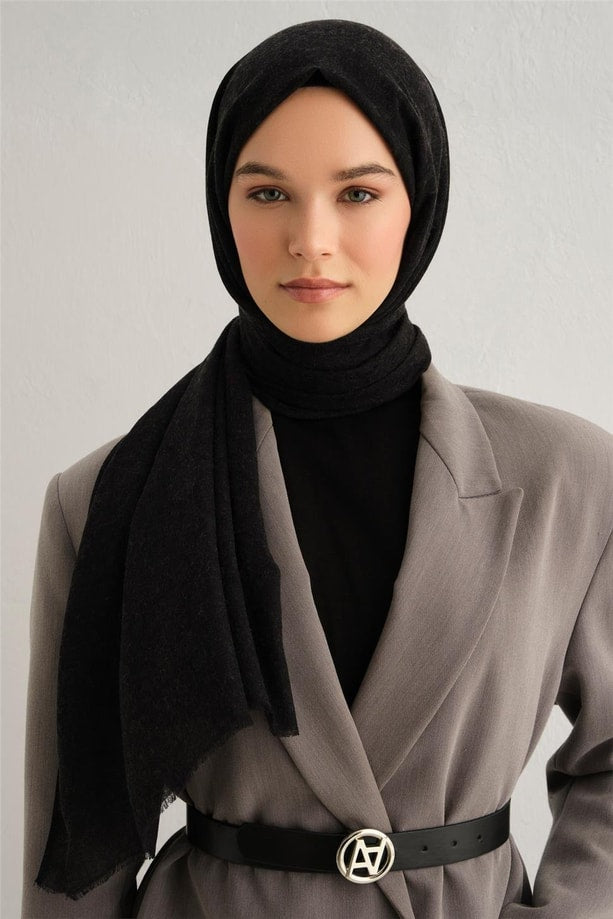 Armine 25k Yün Şal- 1001 Siyah