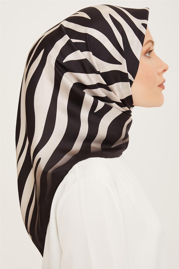 Armine 25kış Zebra Eşarp Siyah