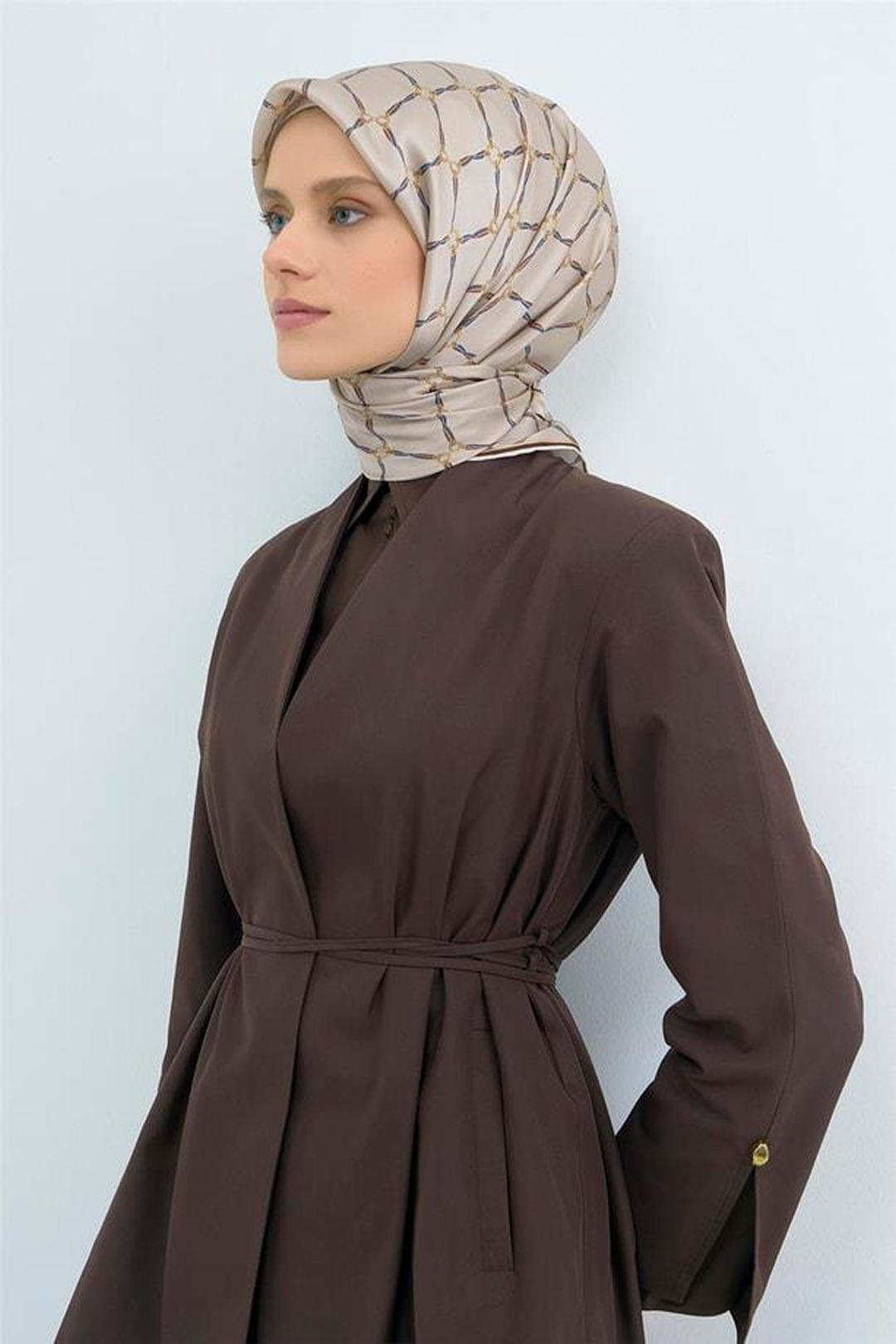 Armine 26 Yaz 9538 Saf İpek Twill Eşarp Bej