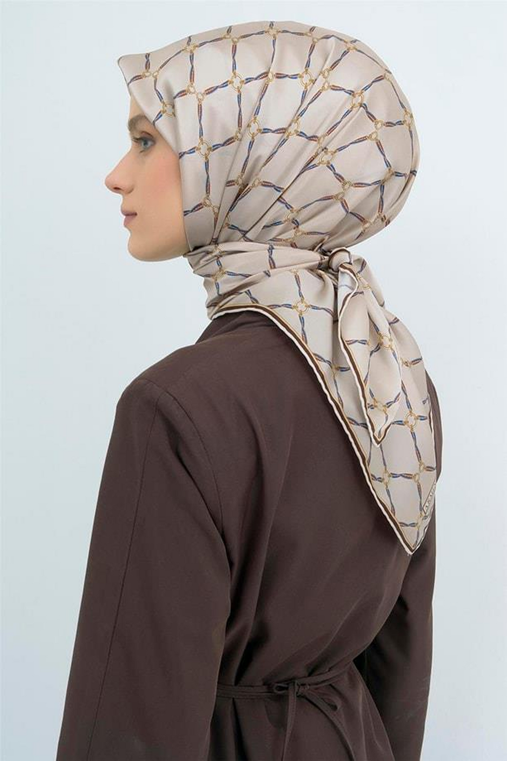 Armine 26 Yaz 9538 Saf İpek Twill Eşarp Bej