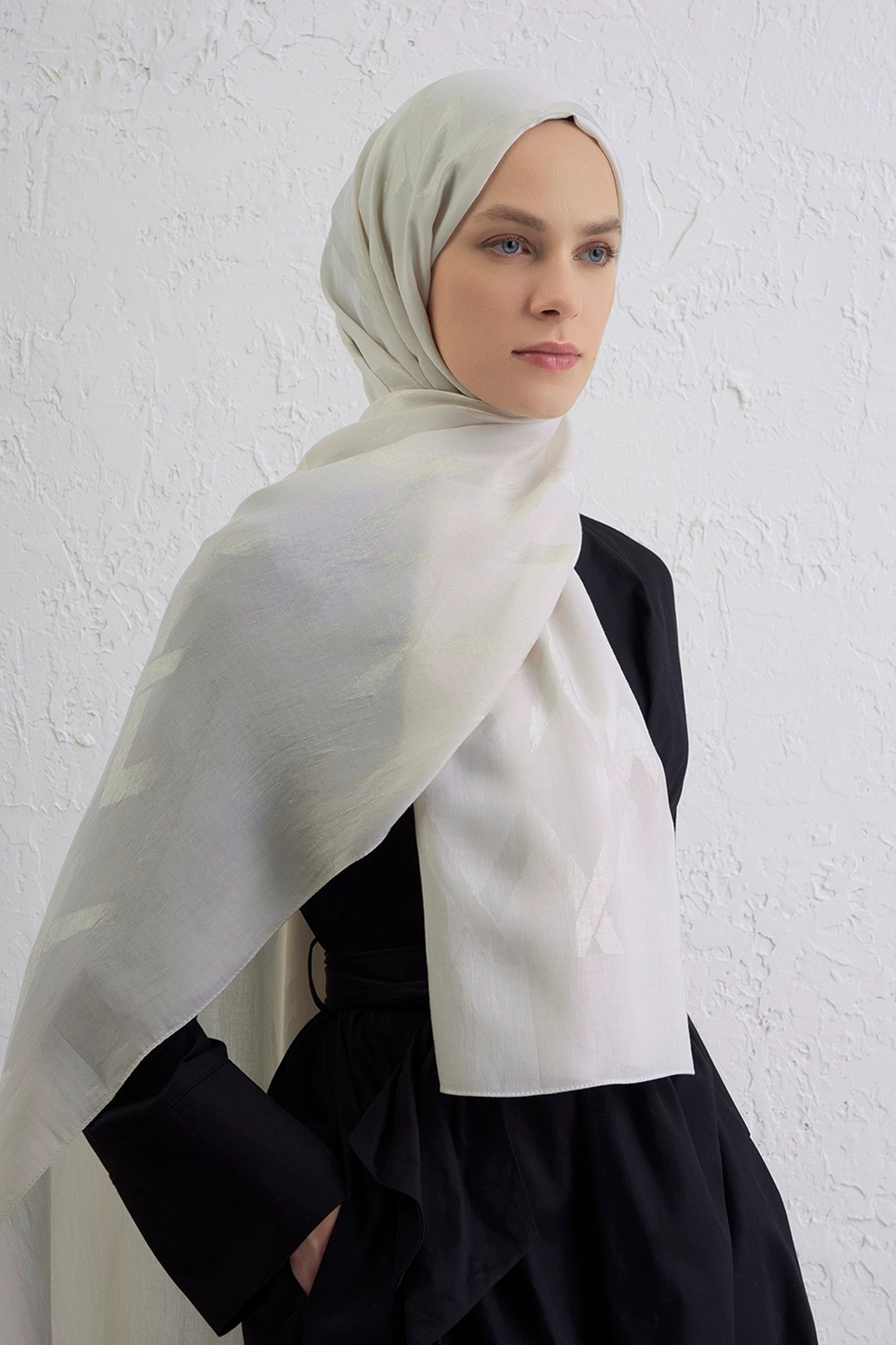 Armine 26yaz  Lyocell Şal-1 Krem
