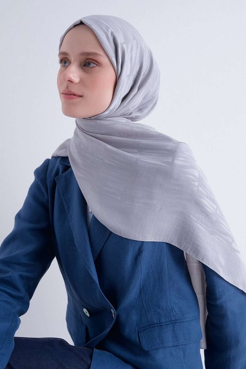 Armine 26yaz Lyocell Şal-3 Gri
