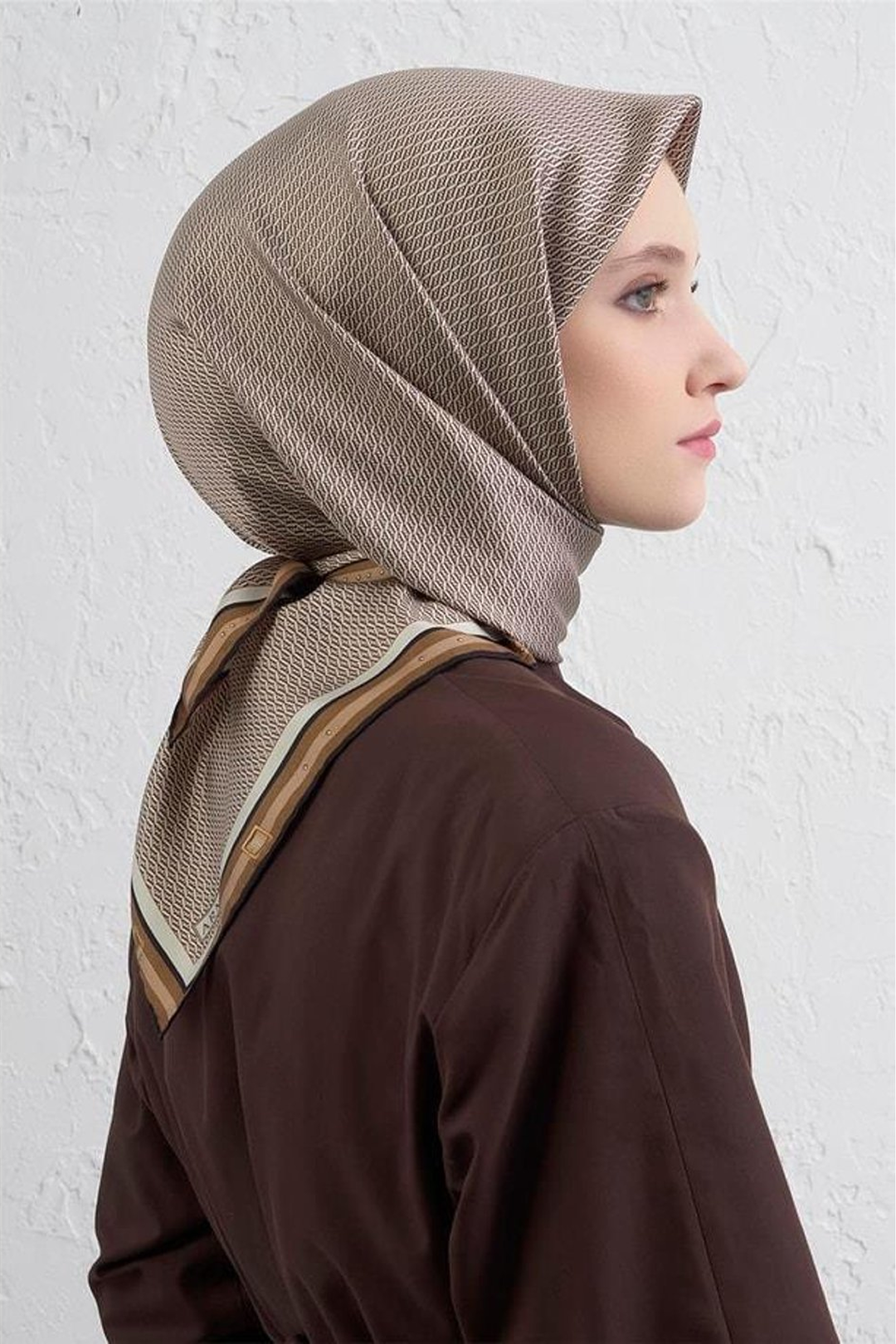 Armine Nostalji İpek Eşarp 25k9401 Kahve