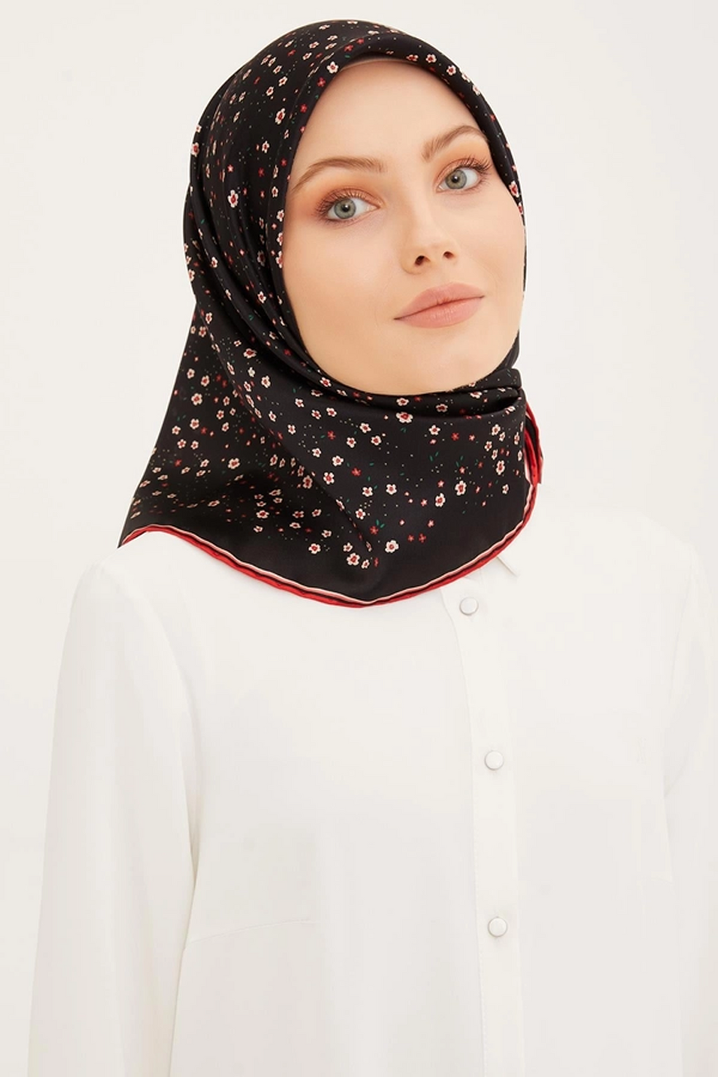 Armine Nostalji Sura İpek Eşarp 25k8900 Siyah
