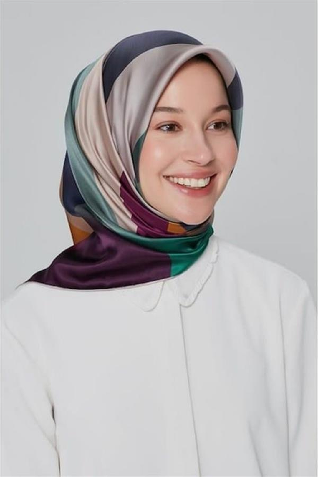 Armine Nostalji Twil Saf İpek Eşarp 25k8424 Yeşil