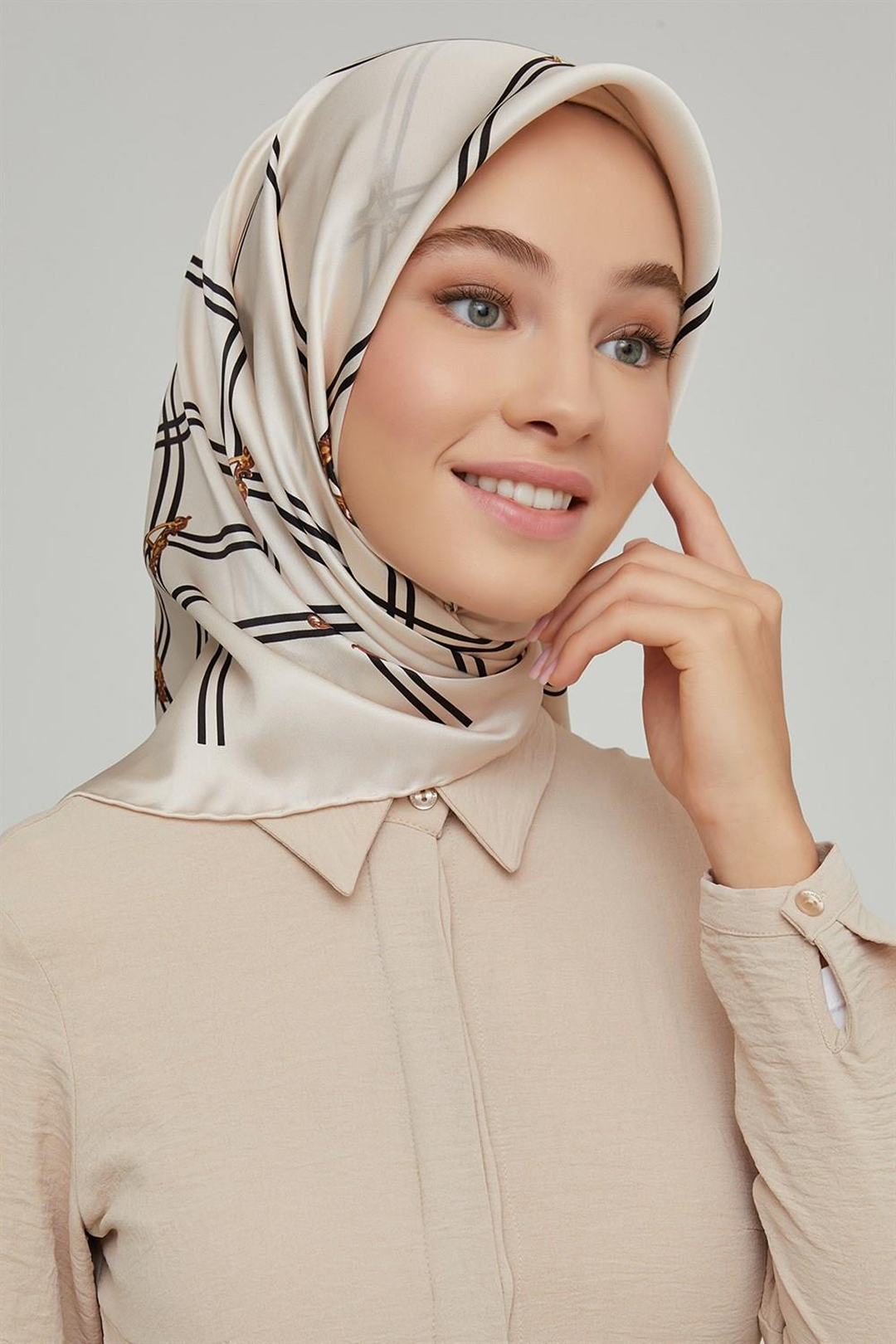 Armine Nostalji Twil Saf İpek Eşarp 25k8656 Krem