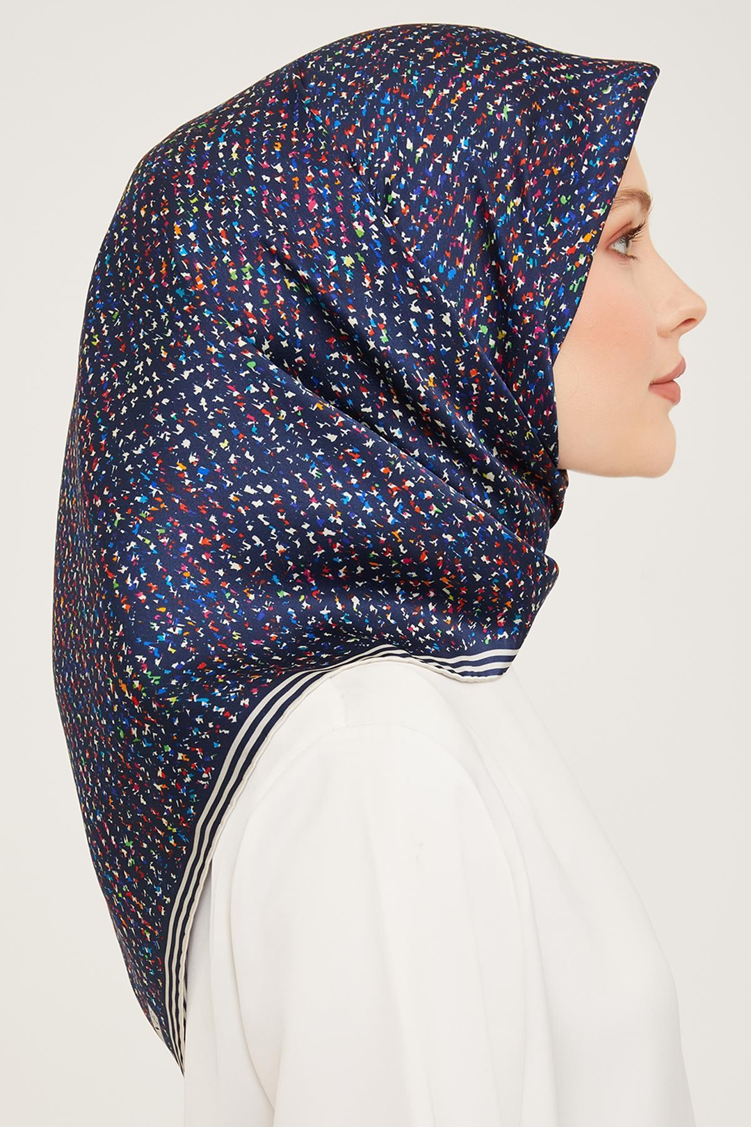 Armine Nostalji Twil Saf İpek Eşarp 25k9013 Lacivert