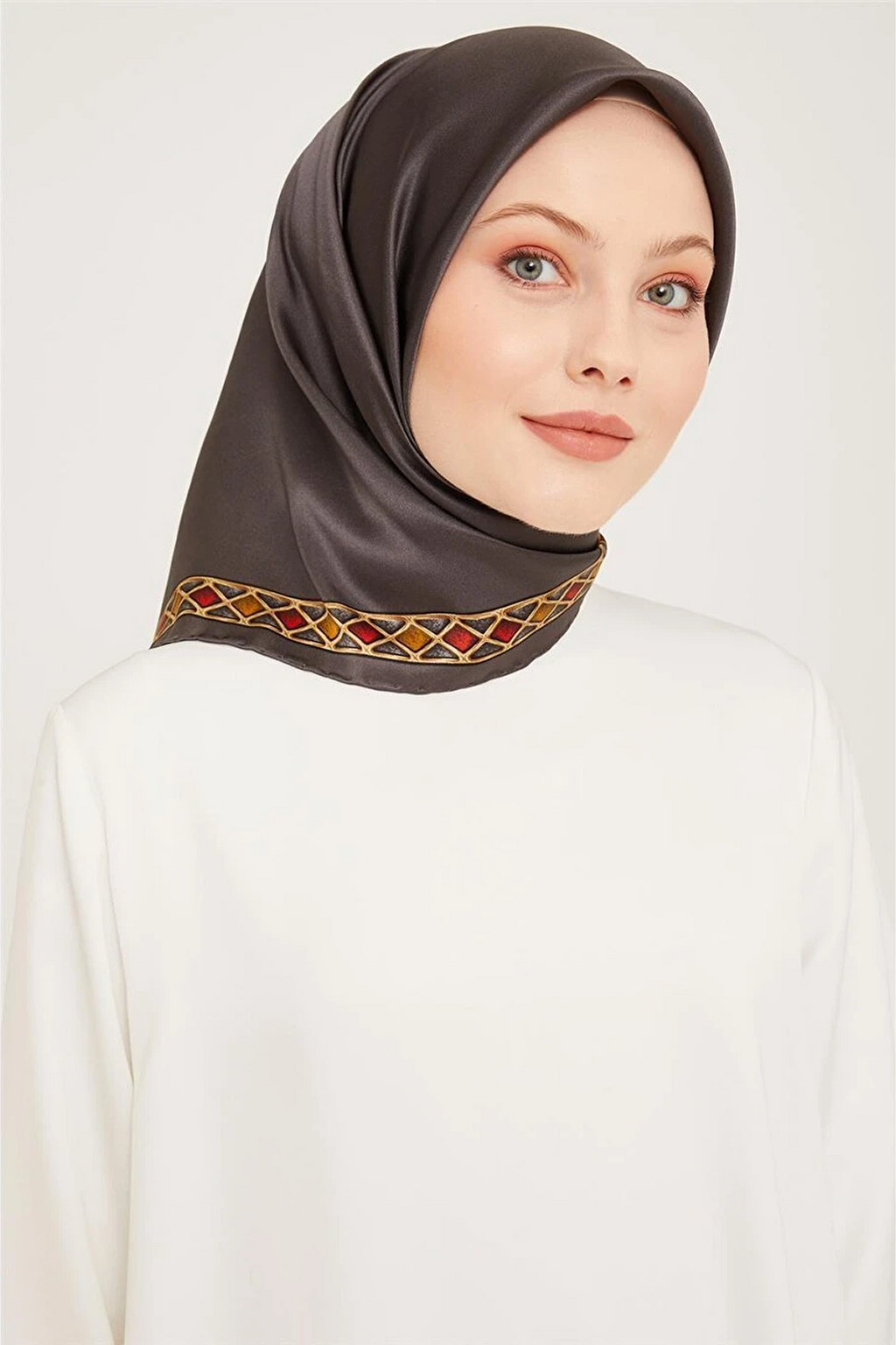 Armine Nostalji Twil Saf İpek Eşarp 25k9057 Gri
