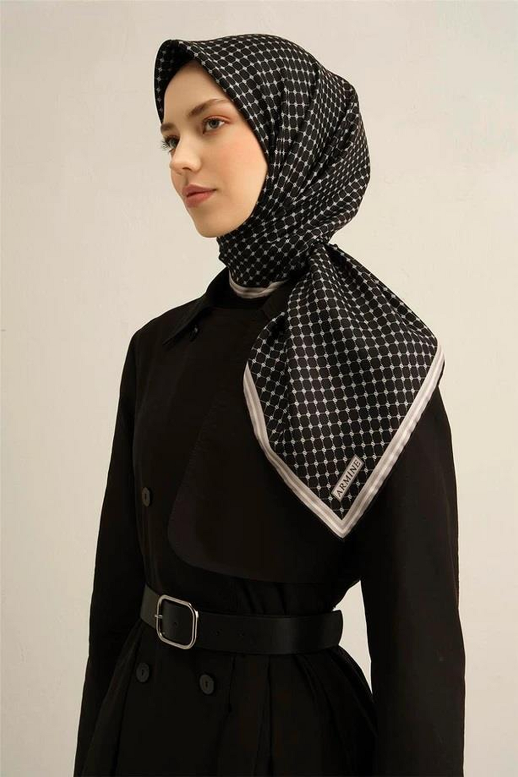Armine Nostalji Twil Saf İpek Eşarp 25k9345 Siyah