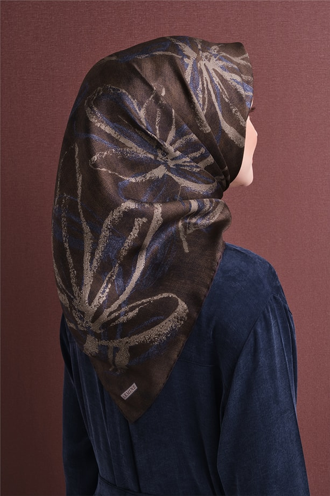 Armine Sura Saf İpek Eşarp 26k9600 Acı Kahve