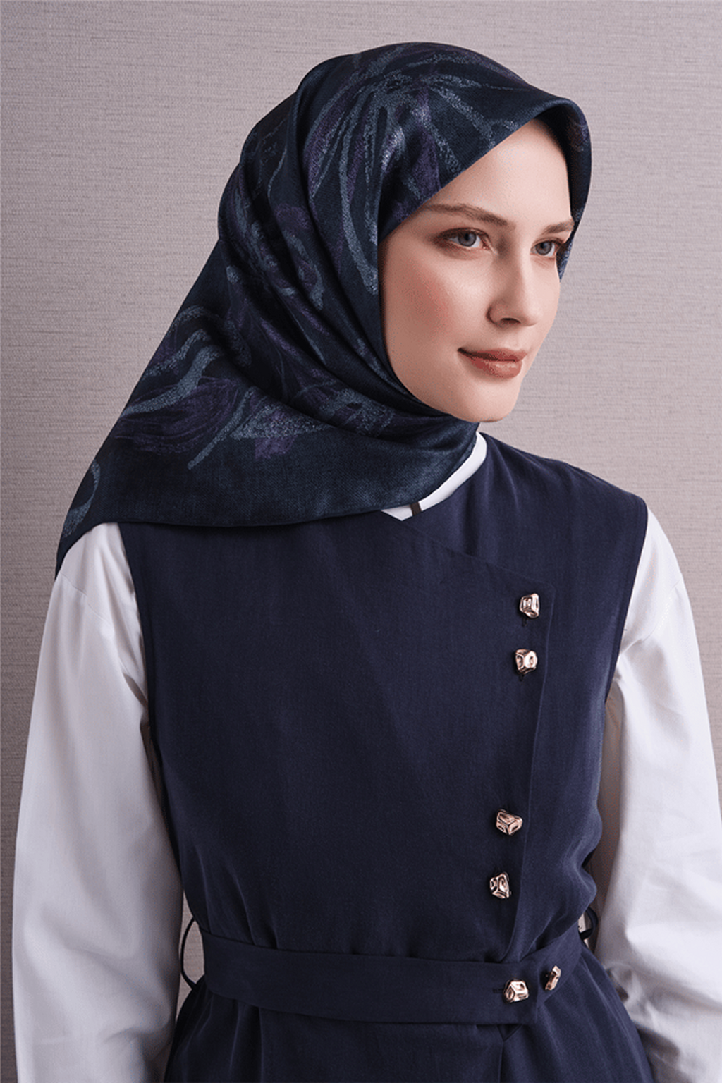 Armine Sura Saf İpek Eşarp 26k9600 Turkuaz