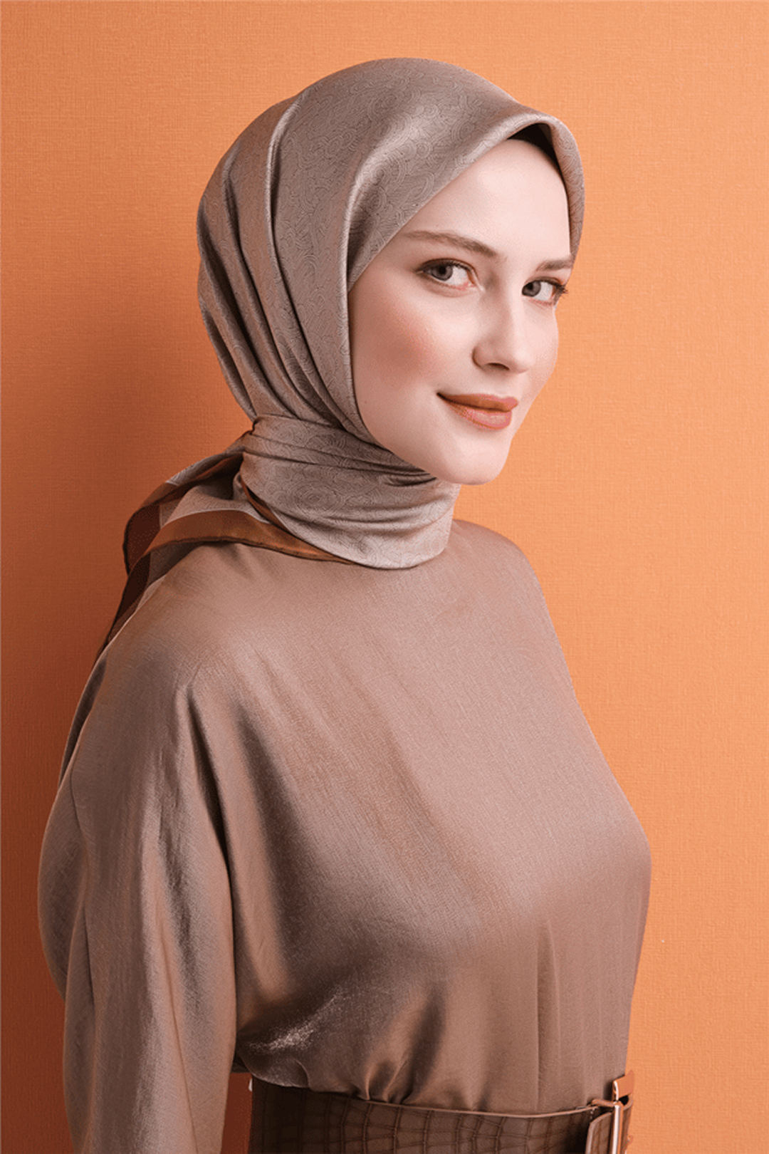 Armine Twill Pure Silk Scarf 26k9601 Gold