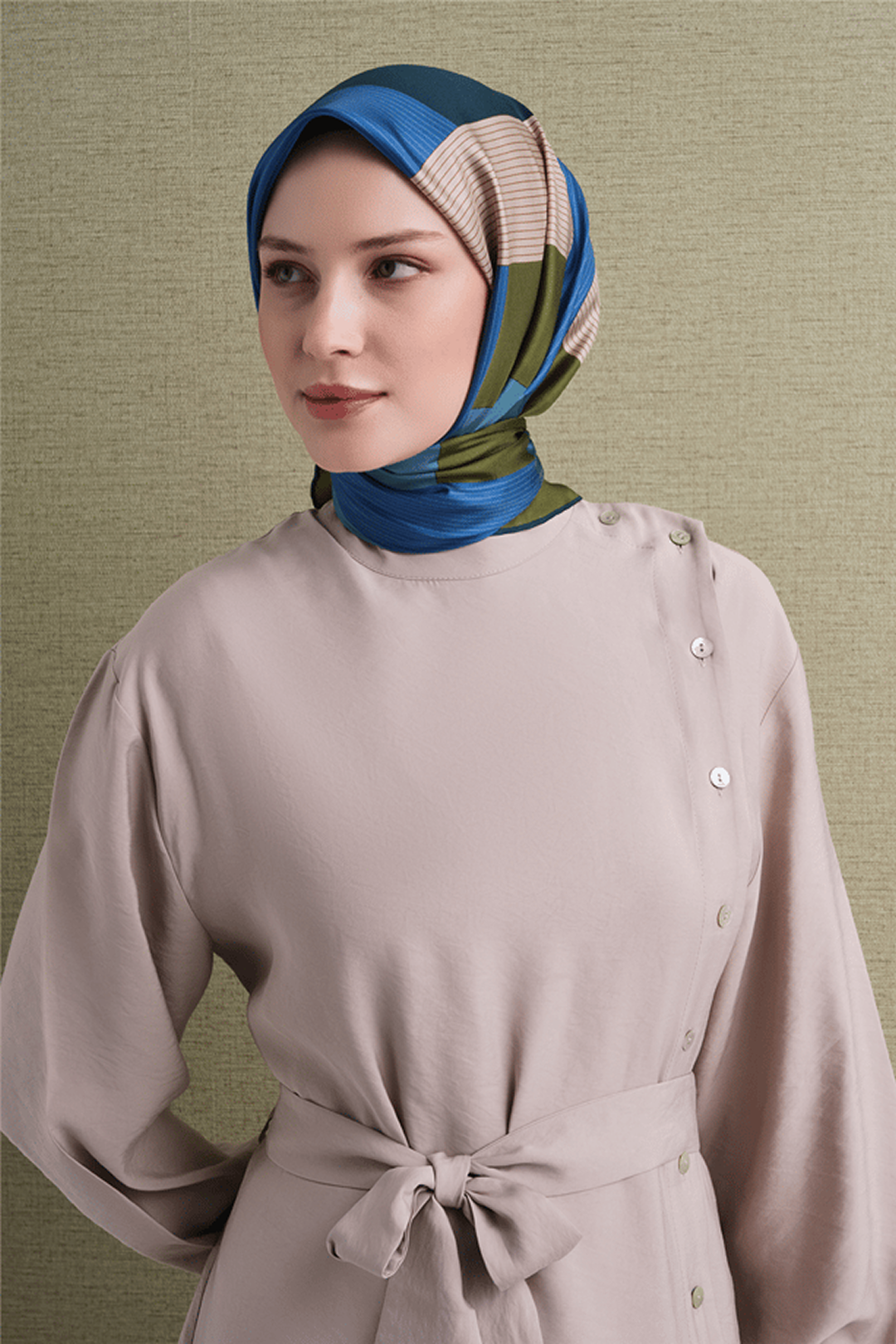 Armine Twill Pure Silk Scarf 26k9610 Green