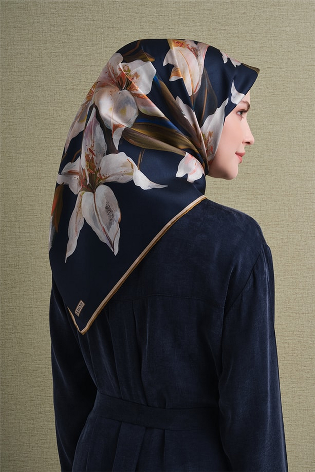Armine Twill Saf İpek Eşarp 26k9620 Lacivert