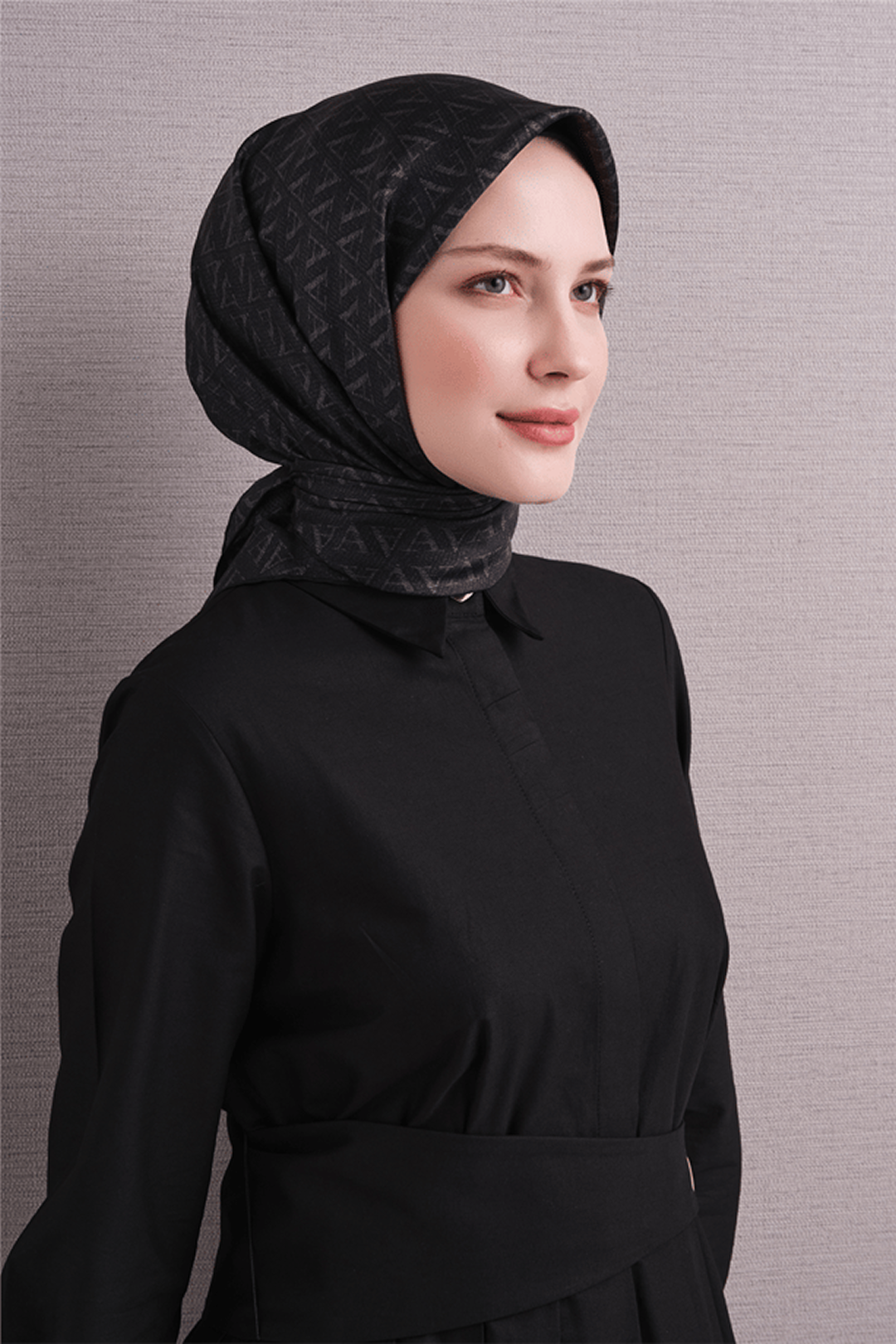 Armine Twill Pure Silk Scarf 26k9625 Black