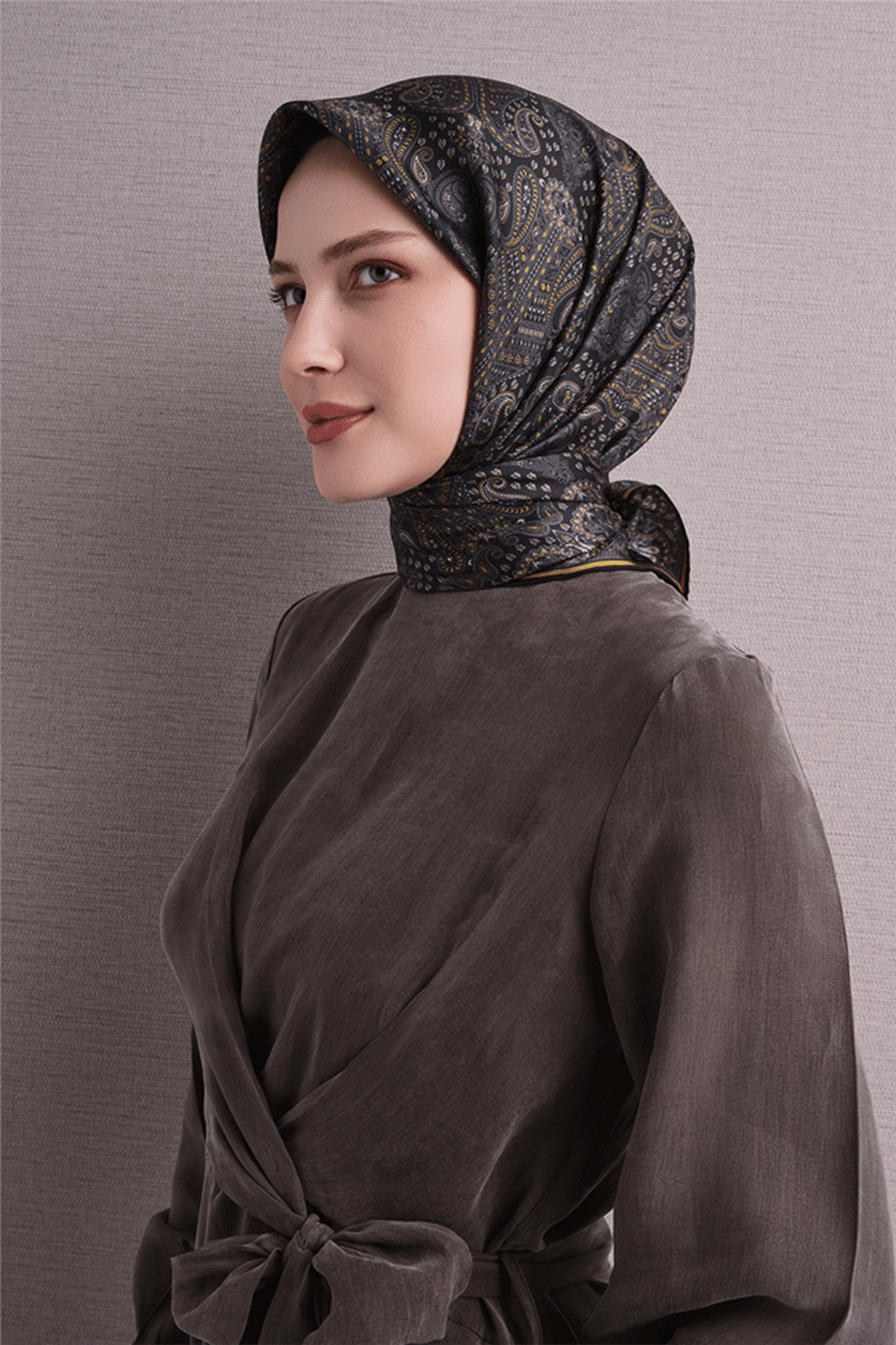 Armine Twill Saf İpek Eşarp 26k9631 Yağ Yeşili