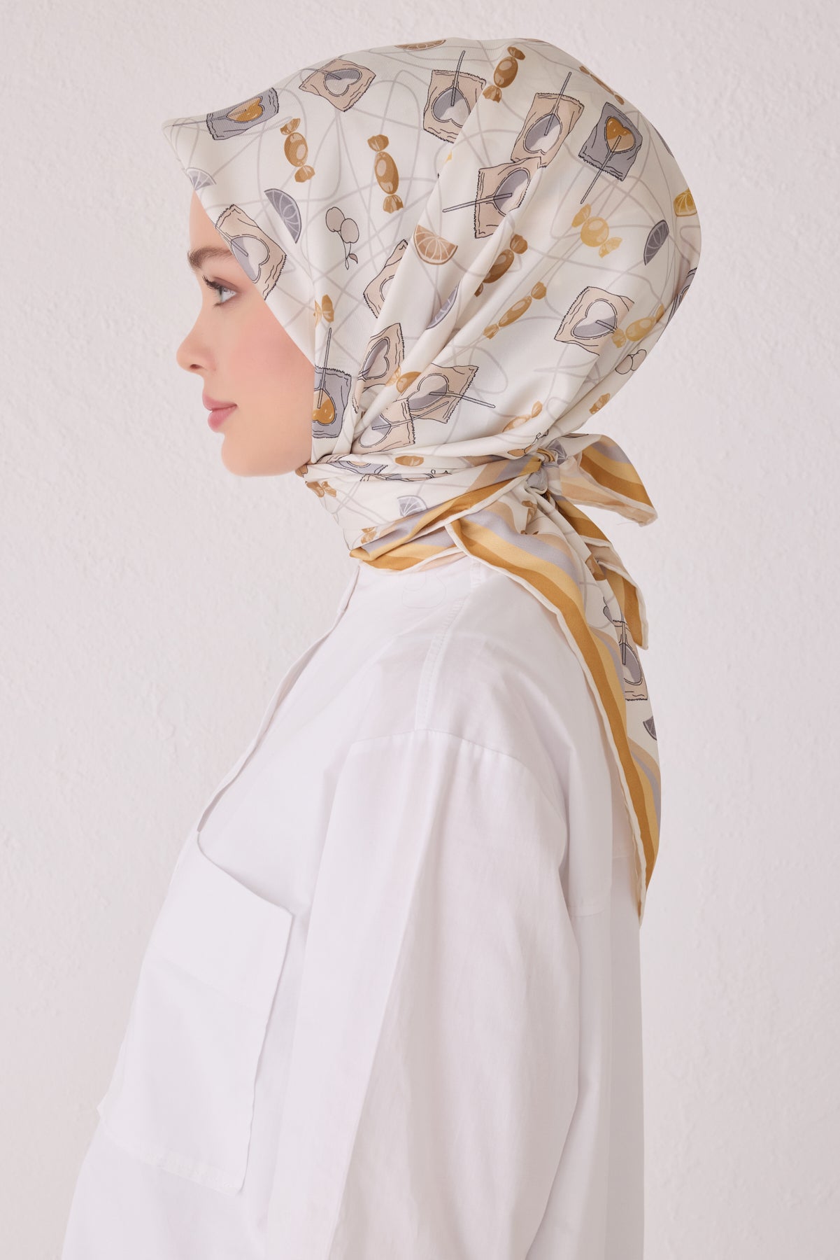 Belli 24 Kış İpek Eşarp-3 Krem