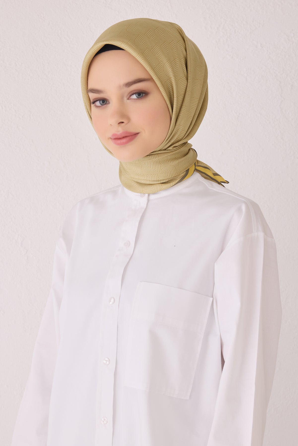 Belli 24 Kış İpek Eşarp-13 Sarı