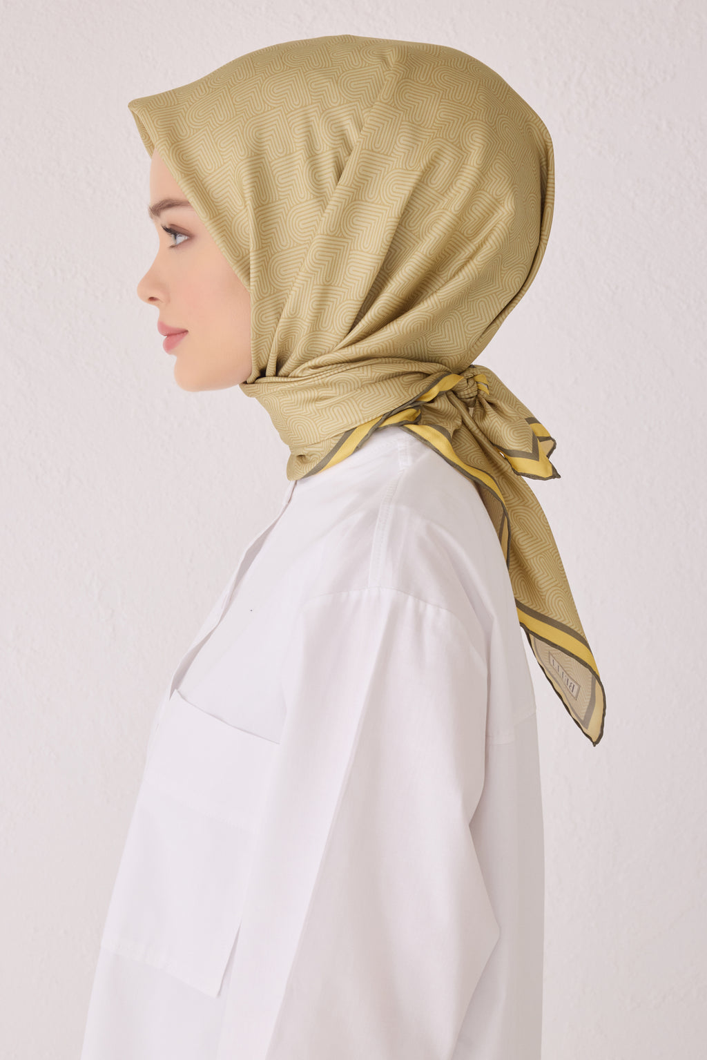 Belli 24 Kış İpek Eşarp-13 Sarı