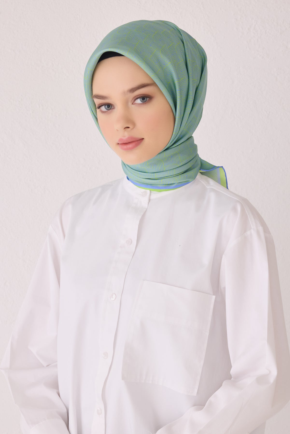 Belli 24 Kış İpek Eşarp-13 Very Pery