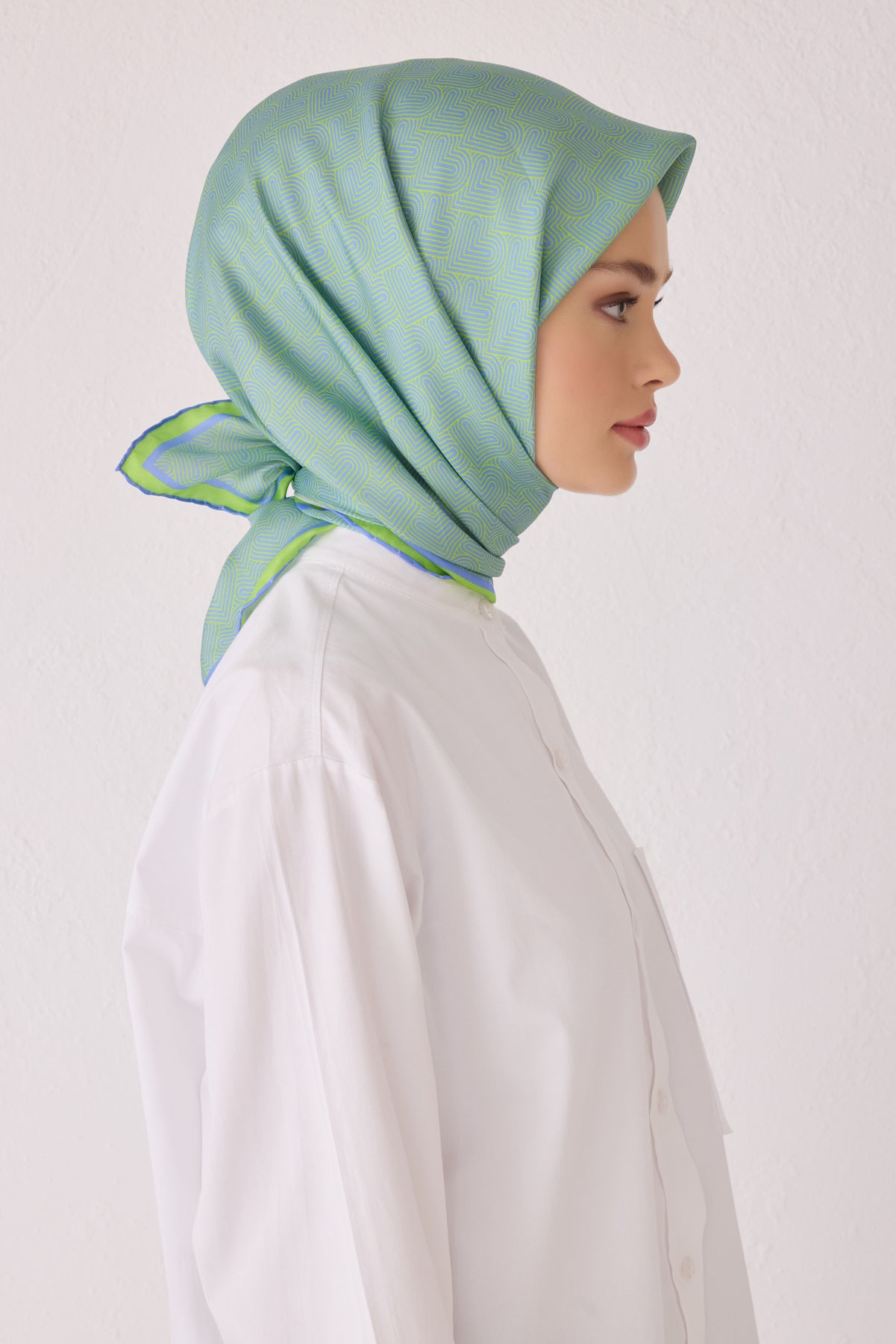 Belli 24 Kış İpek Eşarp-13 Very Pery