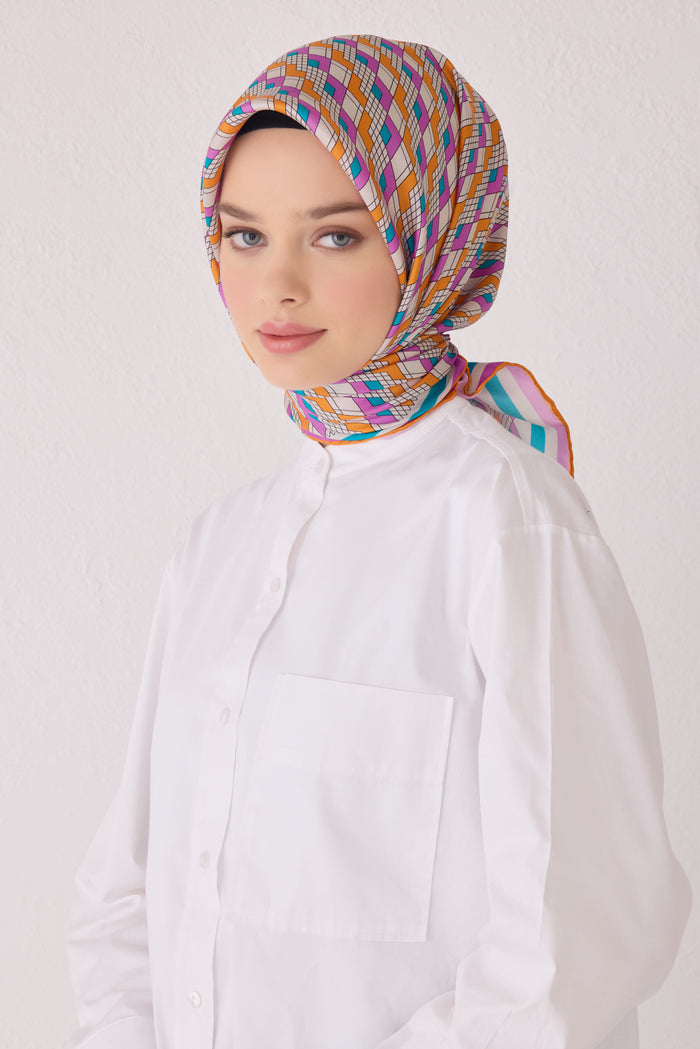 Belli 24 Winter Silk Scarf-2 Fuchsia