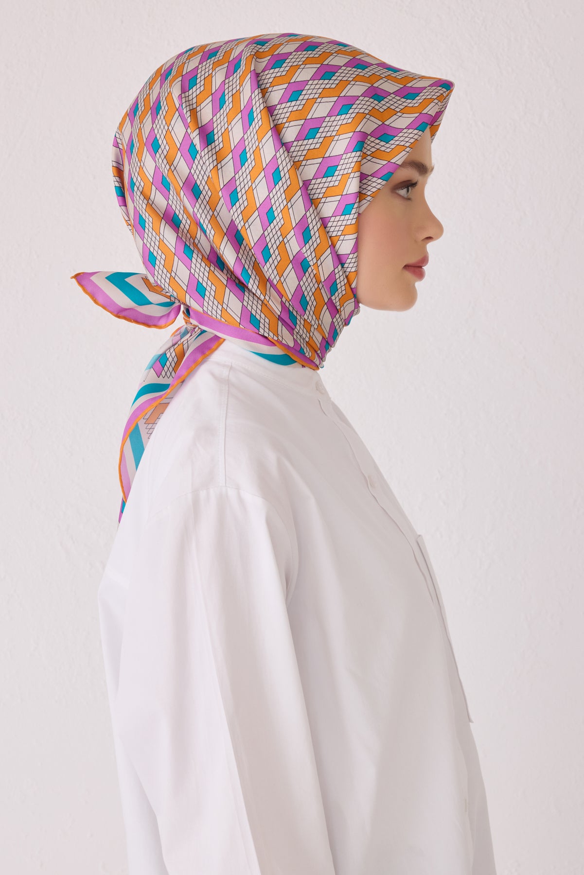 Belli 24 Kış İpek Eşarp-2 Fuşya