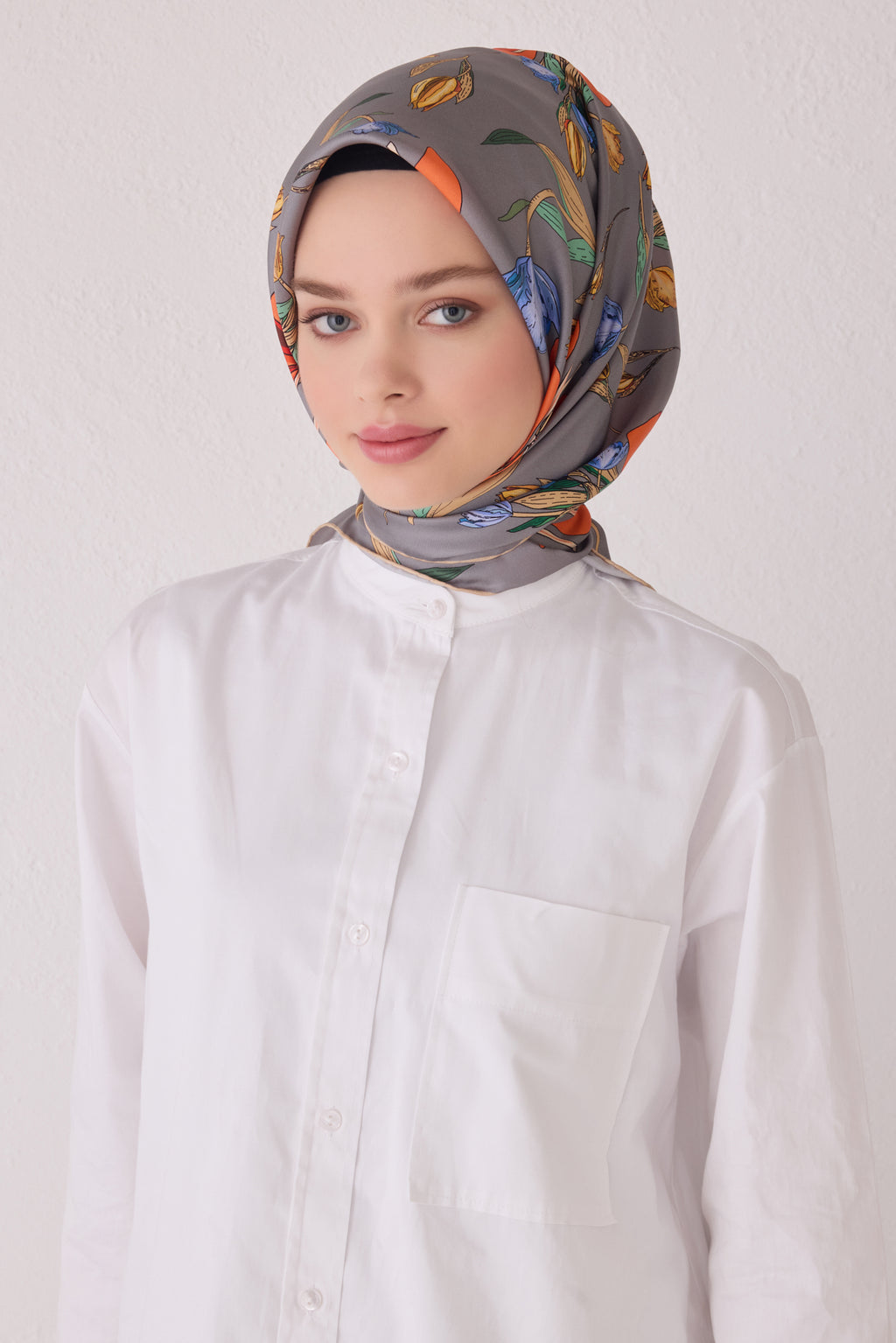 Belli 24 Kış İpek Eşarp-5 Gri